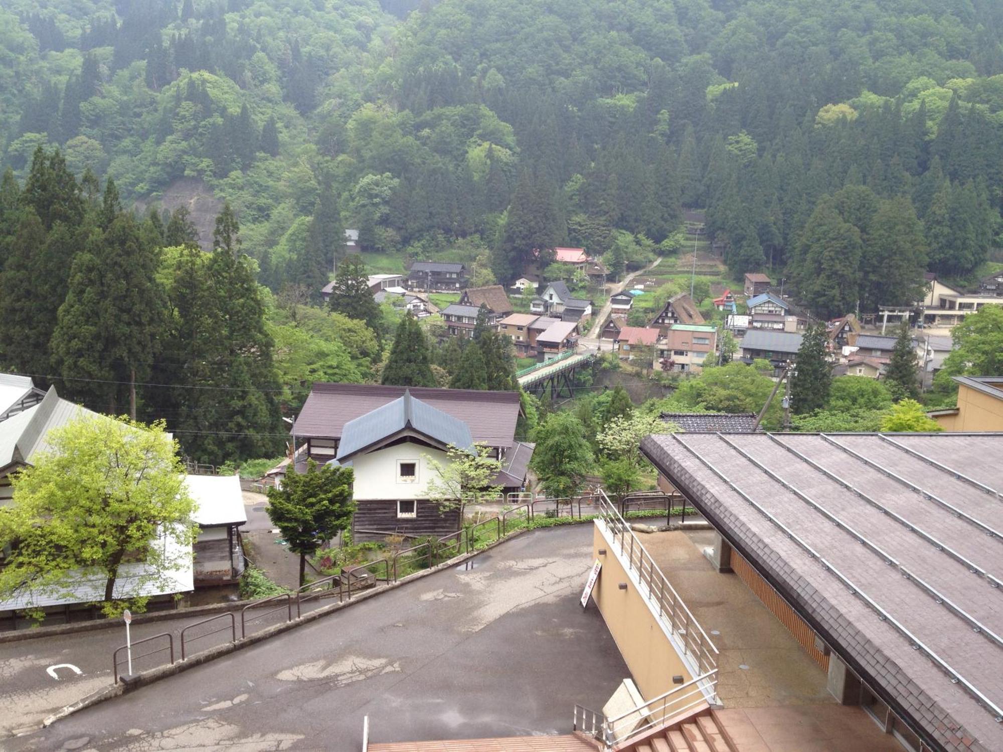 Gokasanso Hotel Nanto Exterior photo