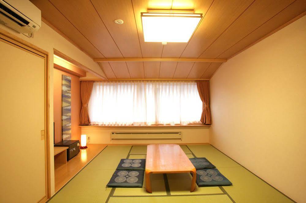 Gokasanso Hotel Nanto Exterior photo